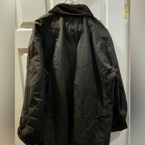Barbour Ashby Waxed Jacket - Picture 5 of 8